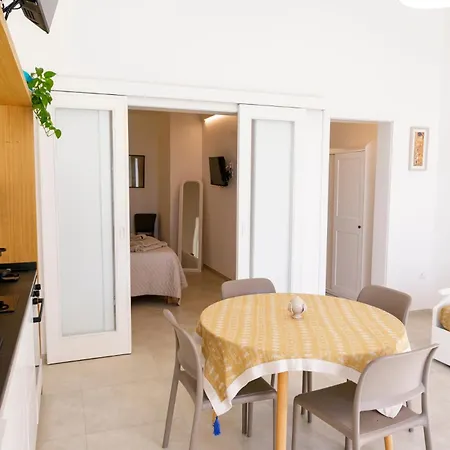 Lo Scirocco Appartement *