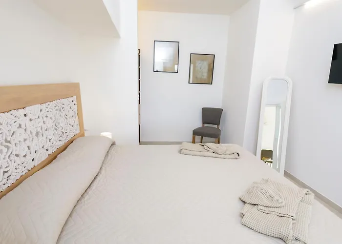 アパート Lo Scirocco ナルド